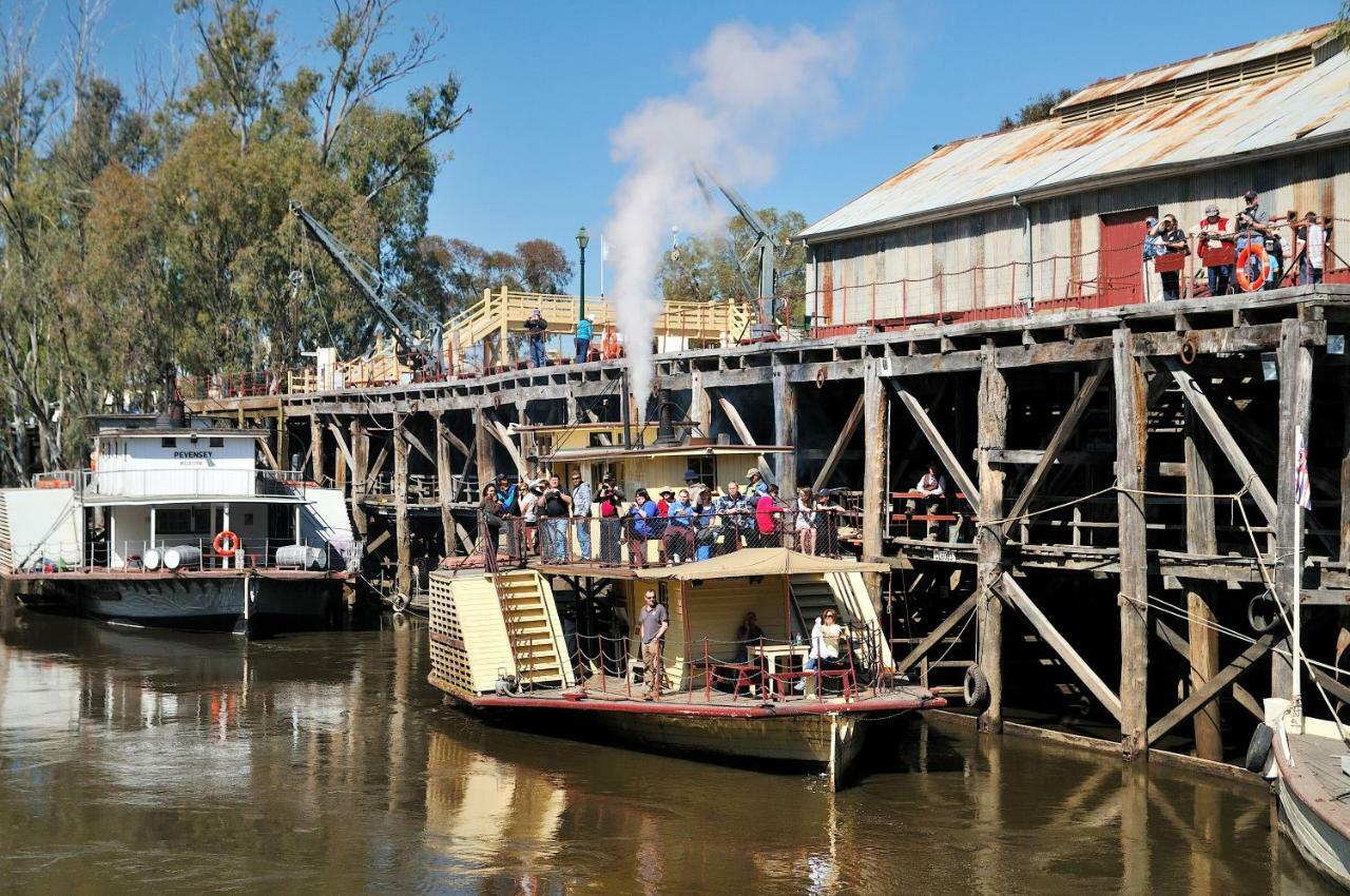 Bridges On Meninya Motel & Apartments Moama Zewnętrze zdjęcie
